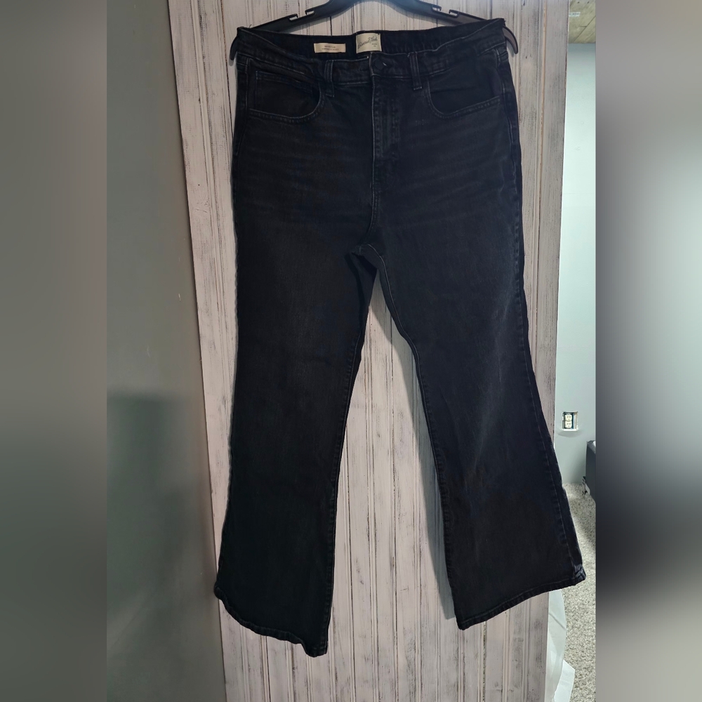 Universal Thread Black Flare Jeans